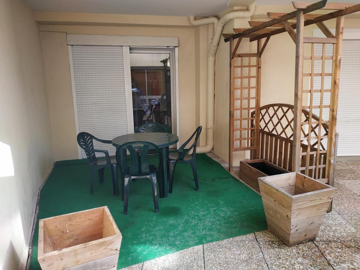 Plenitude Terrasse Le Mans Exterior foto